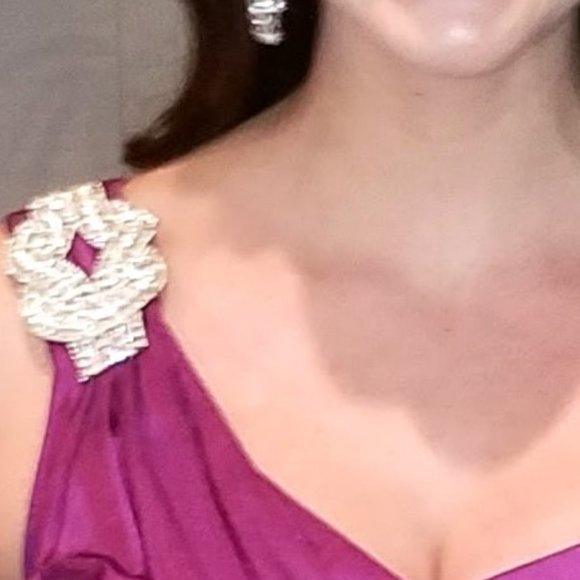 Escape by Joanna Cher Eggplant One Shoulder Empire dress - Picture 4 of 10